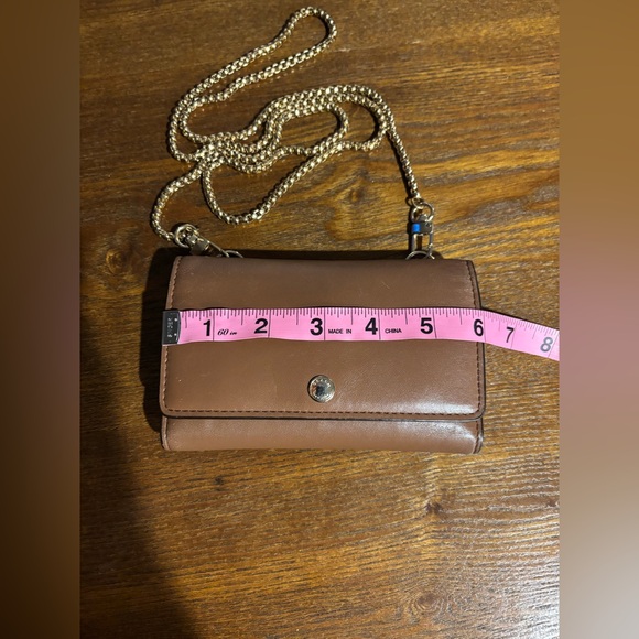 Coach Crossbody Wallet Medium sized - Picture 11 of 12